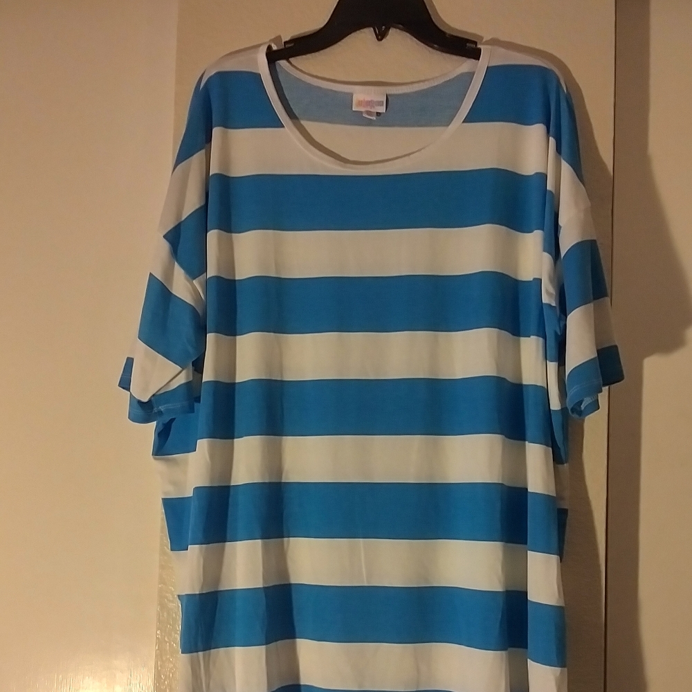 LuLaRoe Irma Hi-Lo Tunic - NWOT